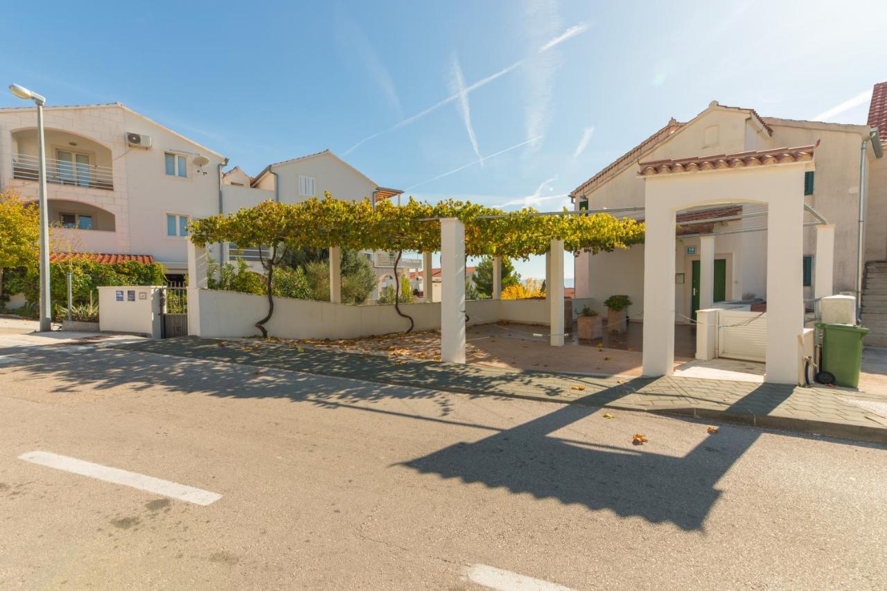 Apartments Lux Bol Kültér fotó