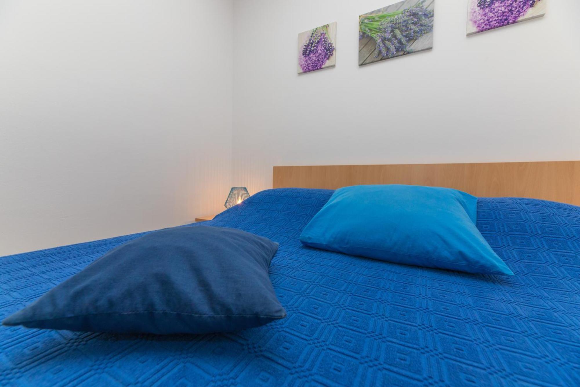 Apartments Lux Bol Kültér fotó